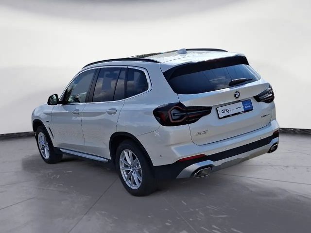 BMW X3 xDrive30e