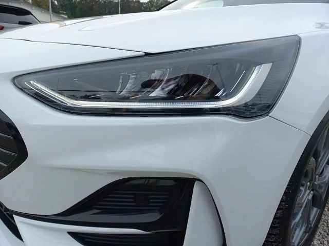 Ford Focus ST Line Wagon