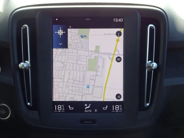 Volvo XC40 Core Momentum T3