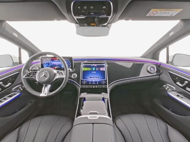 Mercedes-Benz EQE 300 Sedan