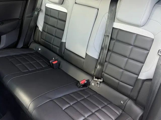 Citroën C4 Hybrid Max