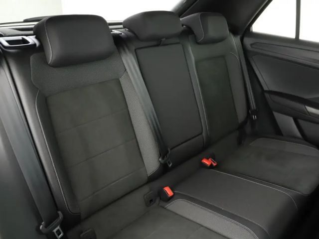 Volkswagen T-Roc 1.5 TSI DSG IQ.Drive R-Line