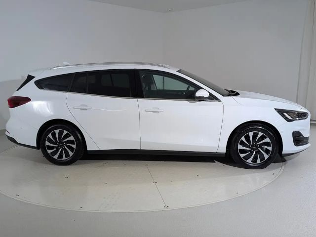 Ford Focus EcoBoost Titanium Wagon