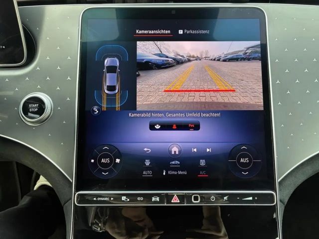 Mercedes-Benz EQE 350 AMG Line Sedan