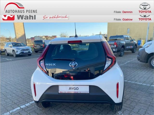 Toyota Aygo X 1.0 VVT-i Play