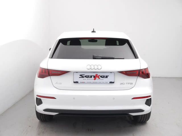 Audi A3 30 TFSI Sedan