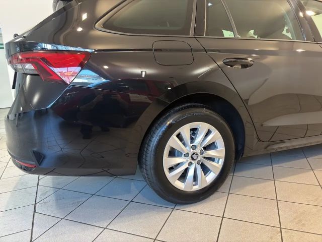 Skoda Octavia Essence TSI