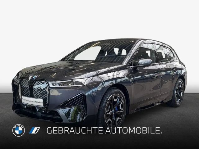 BMW iX xDrive40