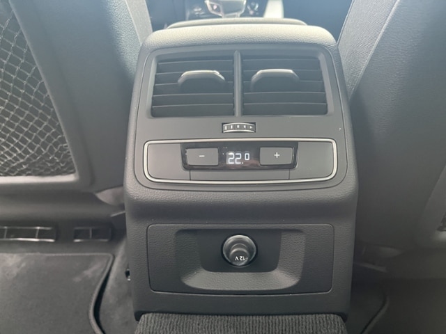 Audi A4 40 TFSI Avant S-Tronic