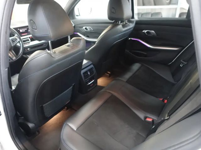 BMW 318 318d M-Sport