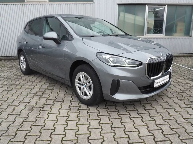 BMW 220 220i Active Tourer