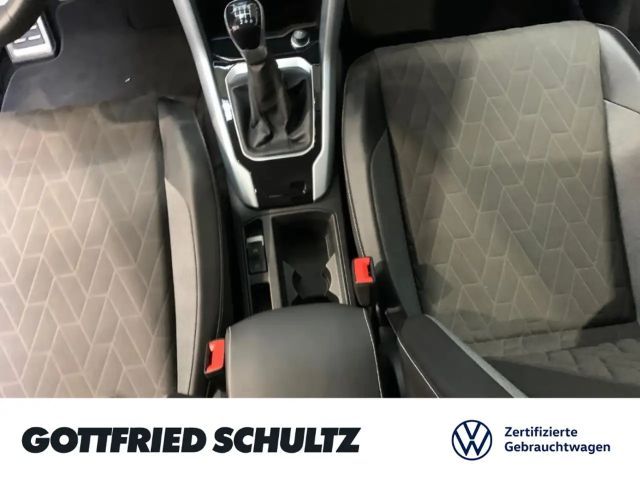 Volkswagen T-Roc GOAL TSI NAVI SITZHEIZUNG EINPARKHILFE LED