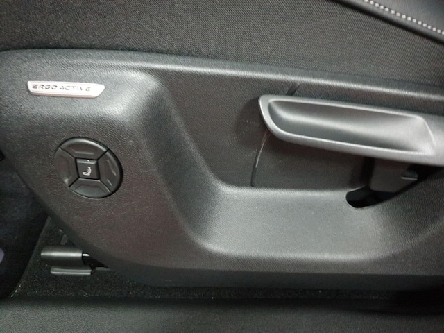 Volkswagen Tayron 2.0 TDI DSG R-Line