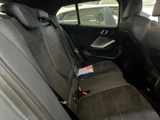 BMW 118 118d M-Sport Sedan