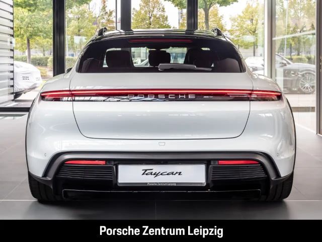 Porsche Taycan 4 Cross Turismo