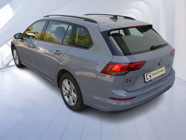 Volkswagen Golf 1.0 TSI Life Variant