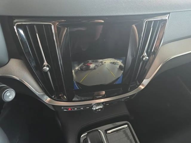 Volvo V60 AWD Dark Hybrid Plus T6