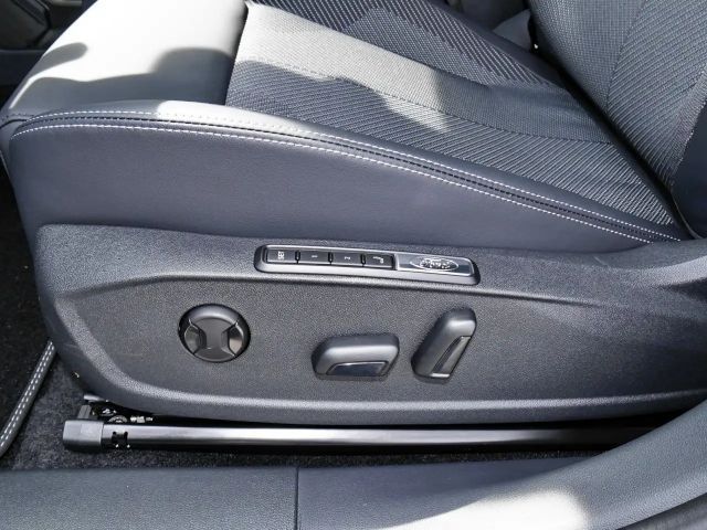 Ford Explorer Extended range