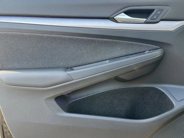 Volkswagen Golf 2.0 TDI DSG Life Variant