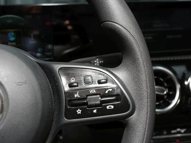 Mercedes-Benz CLA 250 CLA 250 e Coupé