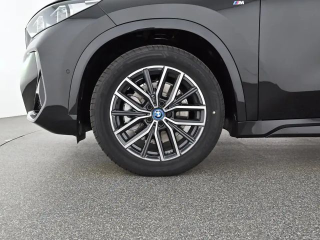 BMW iX1 xDrive30