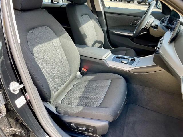 BMW 320 320d Touring