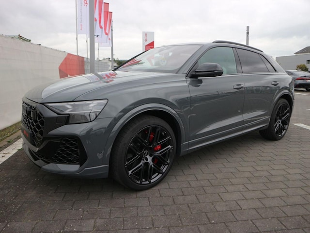 Audi RS Q8 Performance Quattro
