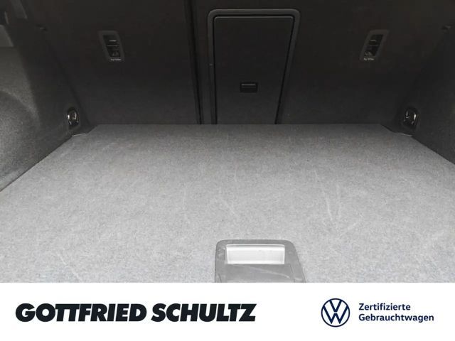 Volkswagen T-Roc GOAL TSI NAVI SITZHEIZUNG EINPARKHILFE LED