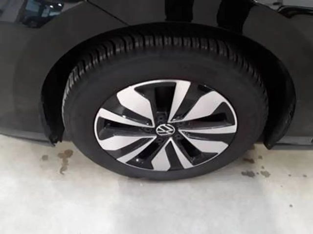 Volkswagen Golf 1.5 TSI Plus