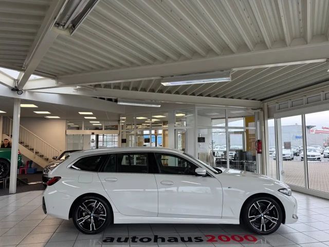 BMW 320 320d M-Sport Touring