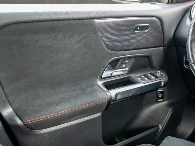 Mercedes-Benz EQB 250 AMG Line Advanced