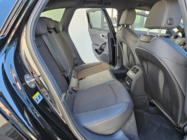 Audi A4 40 TDI Avant Quattro S-Line S-Tronic