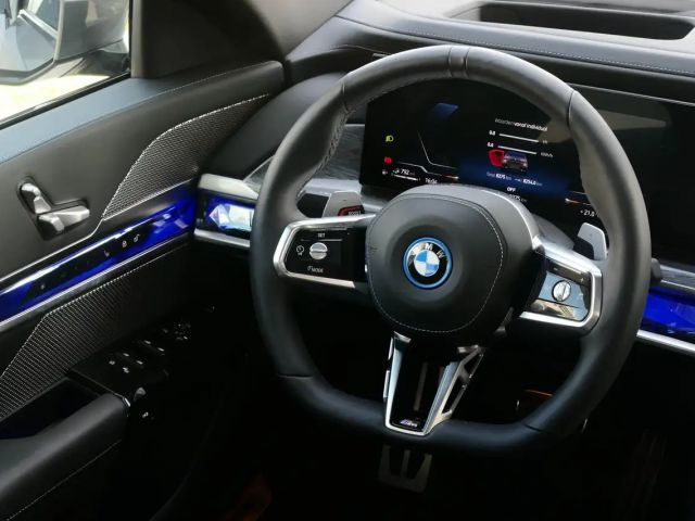 BMW 750 M-Sport Sedan xDrive