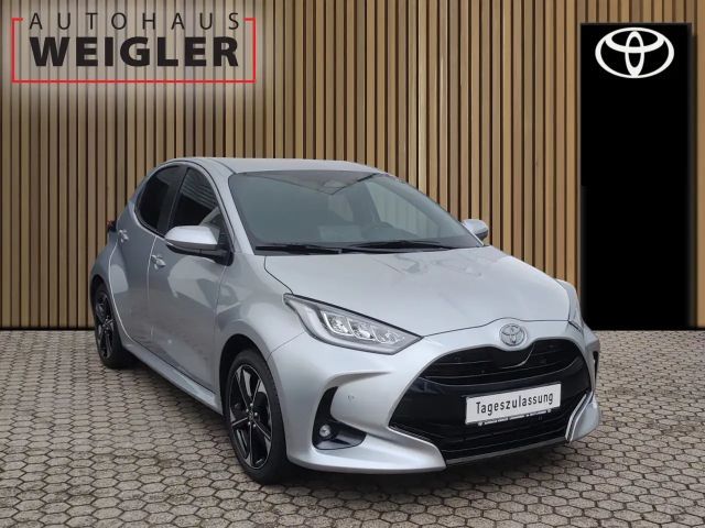 Toyota Yaris Hatchback Hybride Style