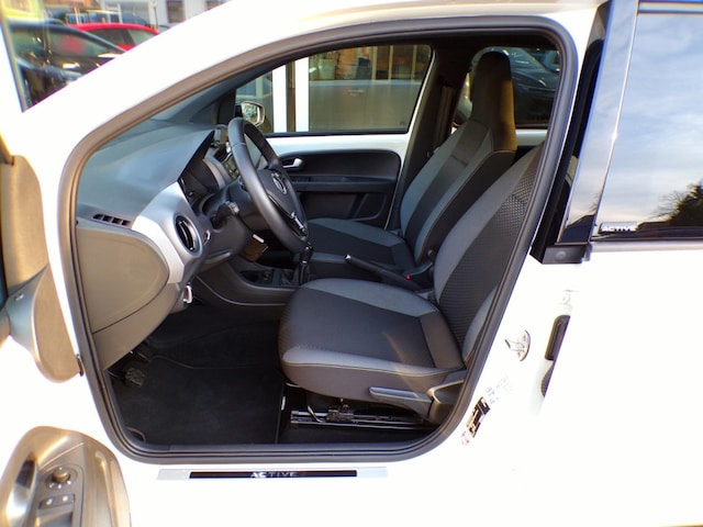 Volkswagen up! 1.0 MPI Active