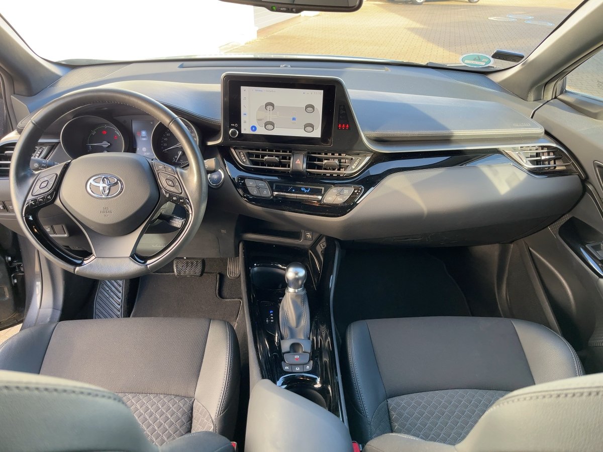 Toyota C-HR 5-deurs Bi-Tone Team D