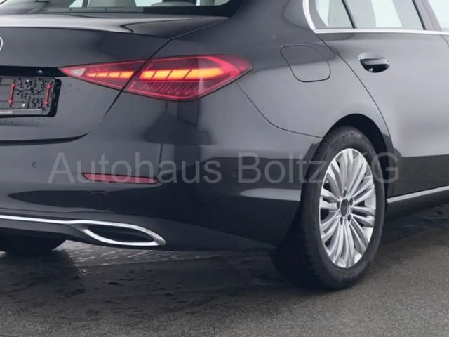 Mercedes-Benz C 180 AVANTGARDE Sedan