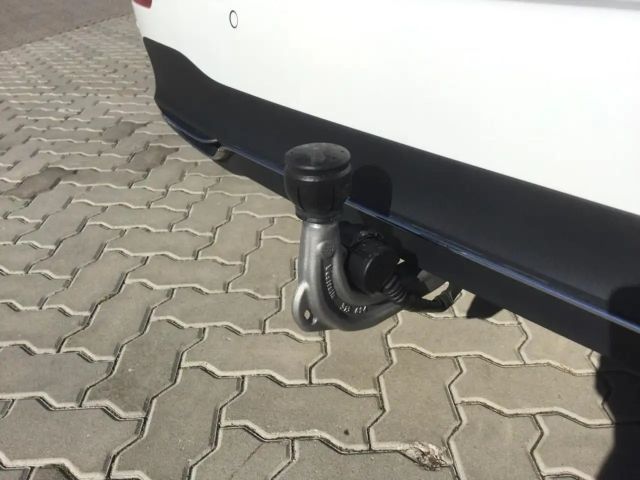 Mercedes-Benz B 180 Progressive