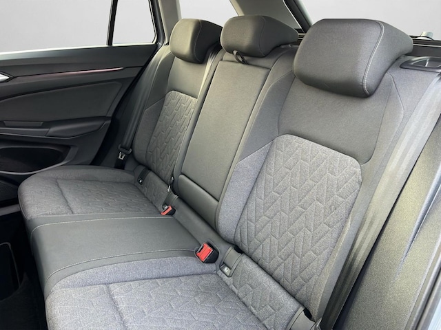 Volkswagen Golf 1.5 TSI Variant