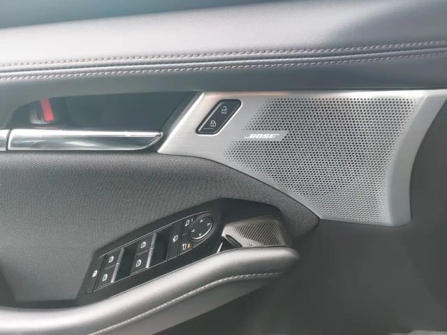 Mazda 3 Exclusive-line SkyActiv e-Skyactiv