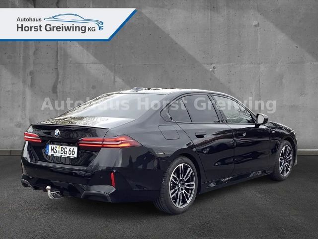 BMW 520 520d M-Sport Sedan xDrive