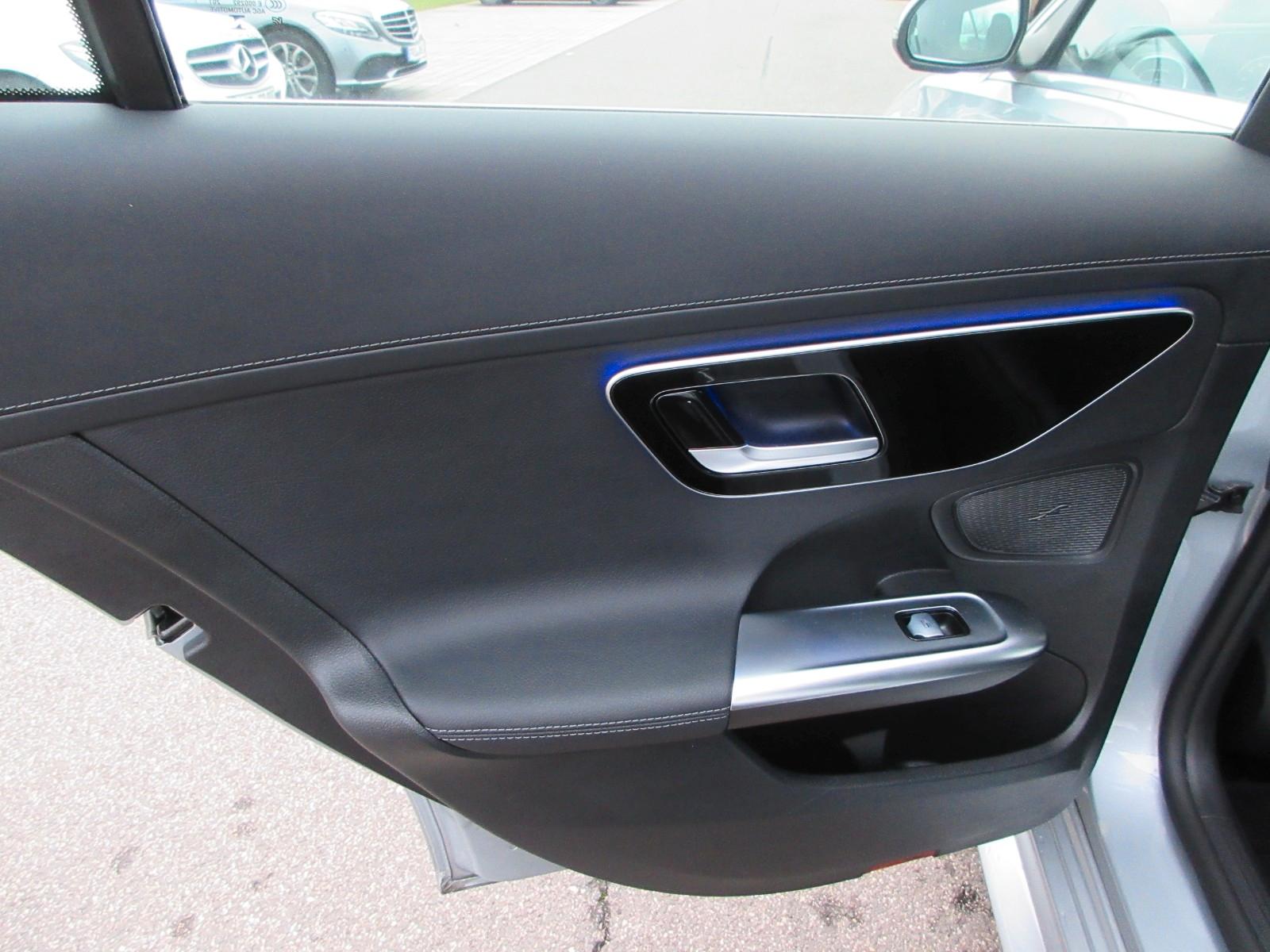 Mercedes-Benz C 220 AMG Line C 220 d Estate