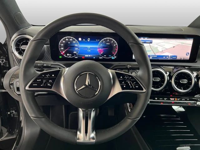 Mercedes-Benz A 200 Progressive