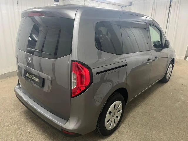 Mercedes-Benz T 180 T 180 d 7Gtr RfKam MBUX Totwi  CarPlay