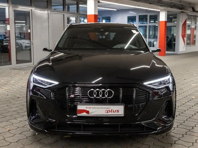 Audi e-tron Quattro