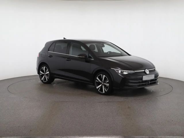 Volkswagen Golf DSG Style eHybrid