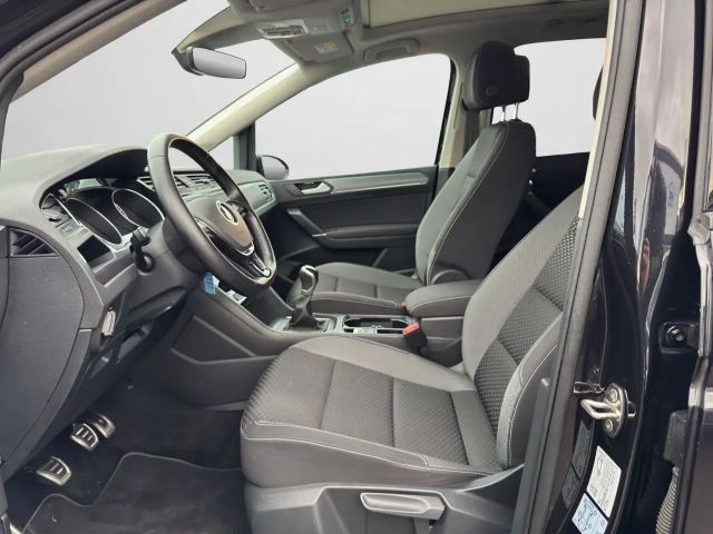 Volkswagen Touran 1.5 TSI