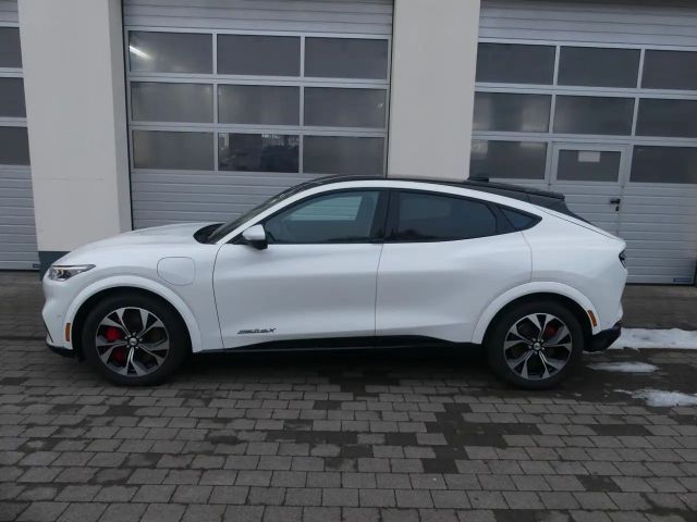 Ford Mustang Mach-E AWD Premium