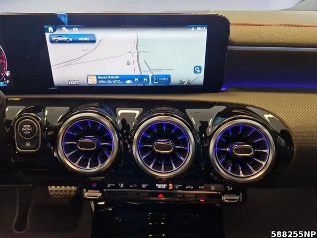 Mercedes-Benz CLA 200 AMG Line