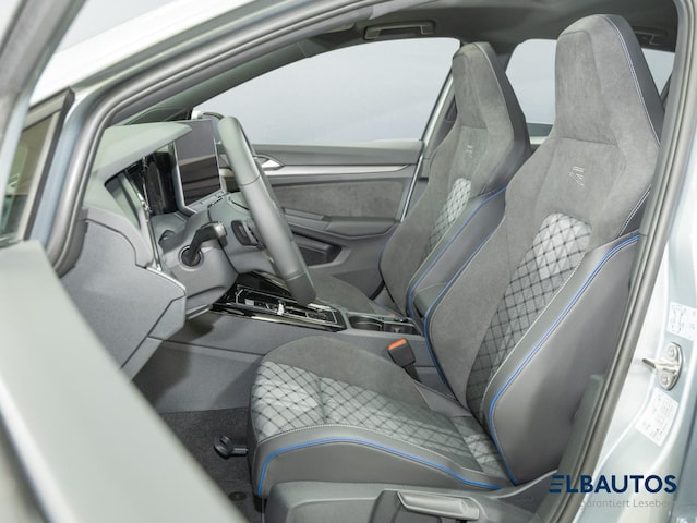 Volkswagen Golf Golf 1,5     R-L  BT110eTSID7F